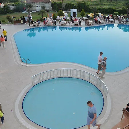 Hotel Victory Volare Side