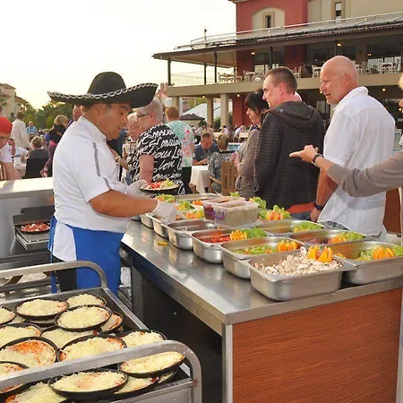 Hotel Victory Volare Side 5*